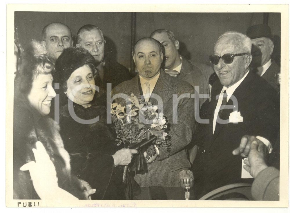 Fotografia d epoca originale 1959 GENOVA  ANSALDO Varo turbocisterna EGERIA  Achille LAURO alla cerimonia 1