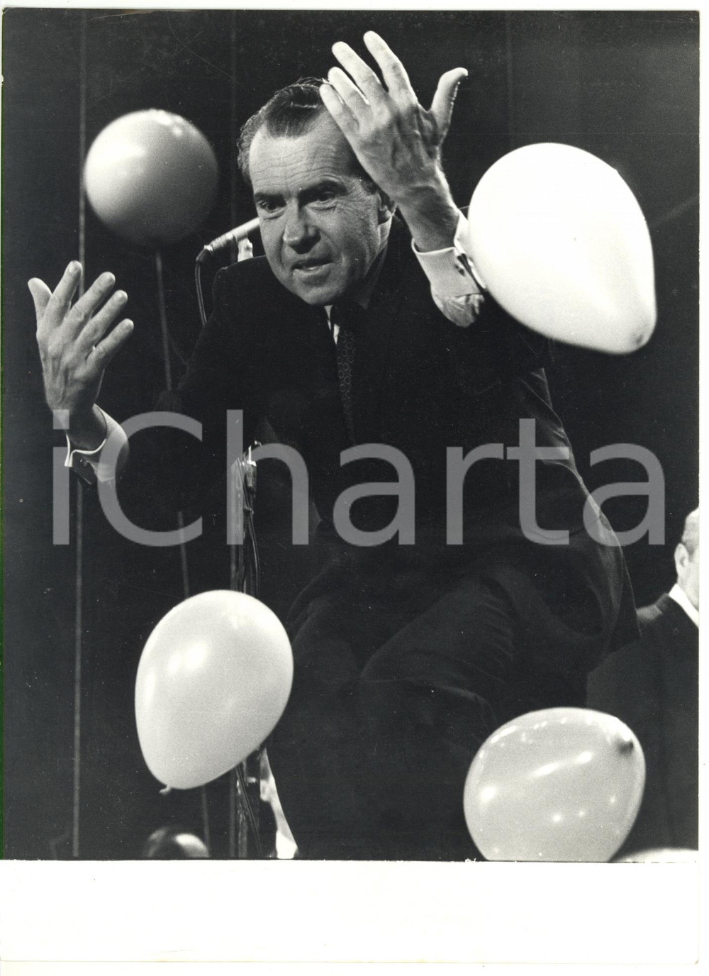 Fotografia d epoca originale 1968 NEW YORK Richard NIXON festeggia vittoria alle presidenziali Foto 18x24 1