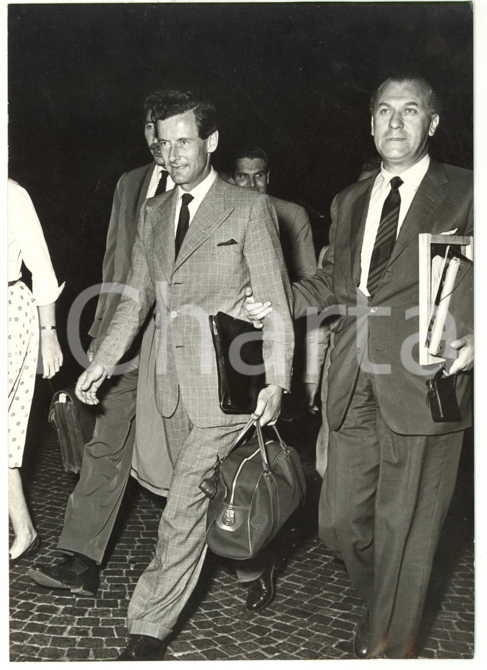 Fotografia d epoca originale 1958 ROMA Arrivo di Peter TOWNSEND in visita alla città Foto 13x18 cm 1