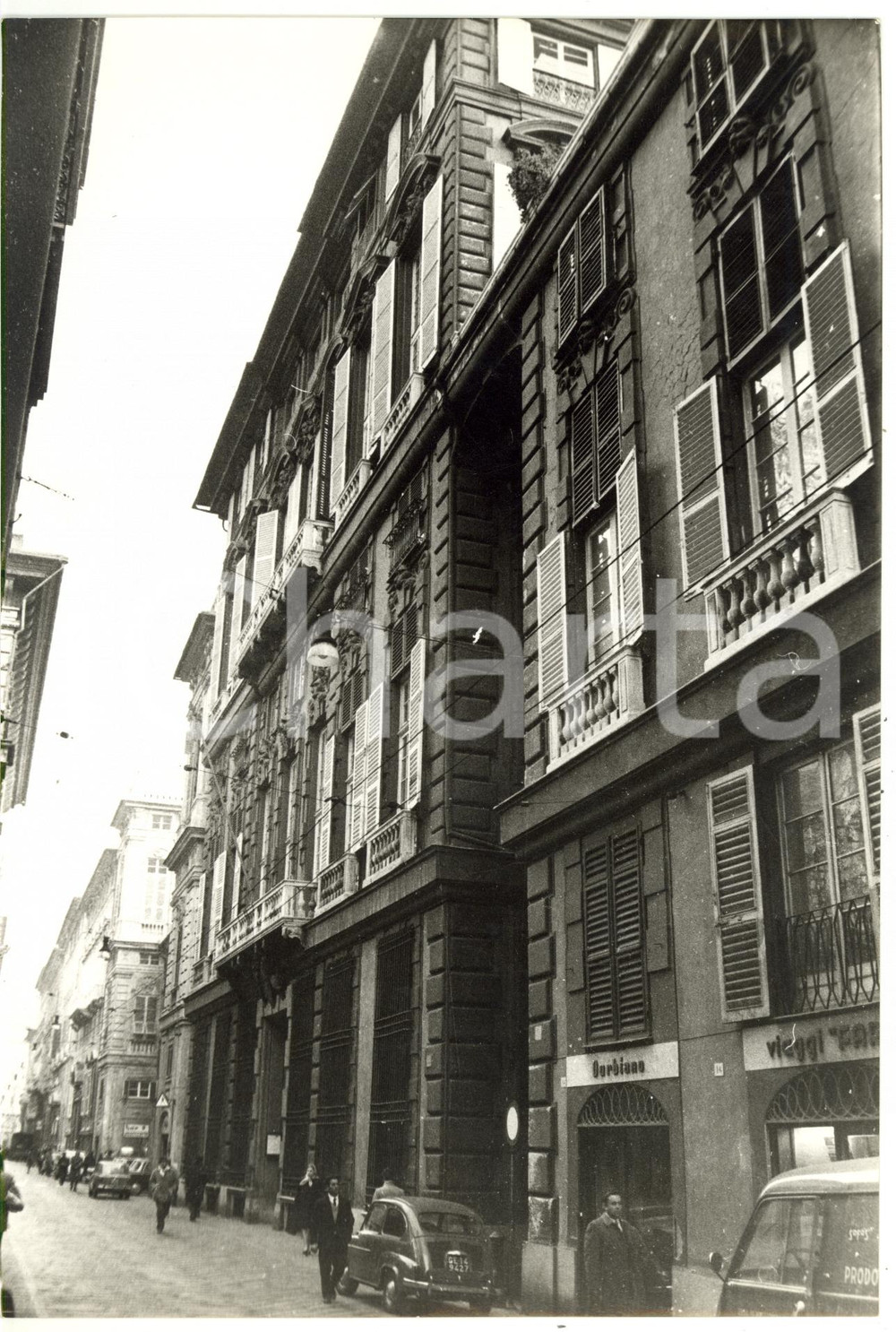 1969 GENOVA Via Garibaldi - Scorcio caratteristico PALAZZO ROSSO *Foto 16x24 cm