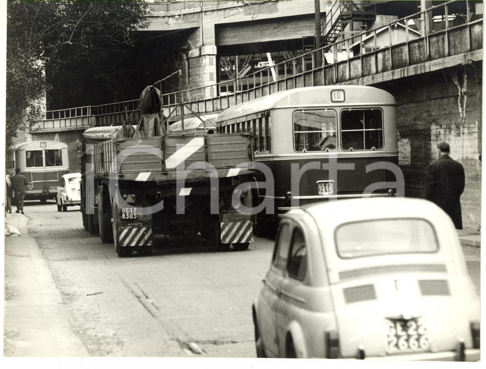 1965 ca GENOVA - RIVAROLO Via Ignazio Pallavicini - Passaggio autobus 10 *Foto