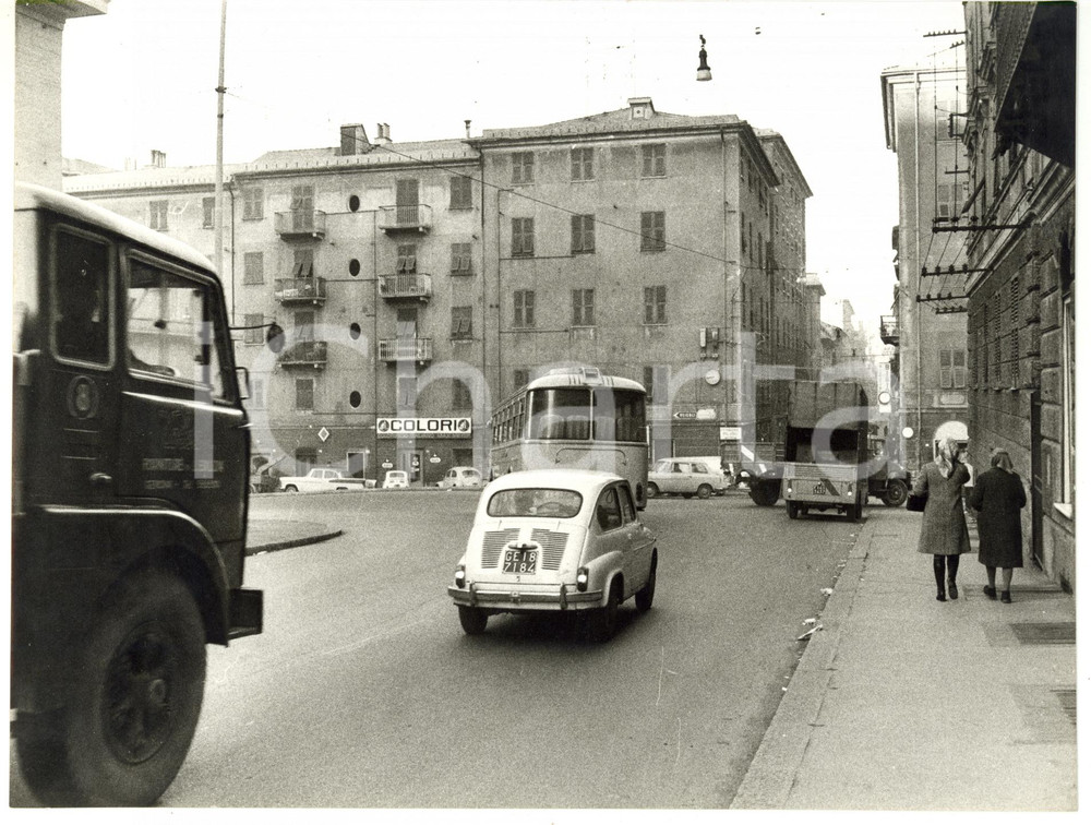 1965 ca GENOVA S. Nicolò - FIAT 600 lungo la strada *Foto VINTAGE 24x18