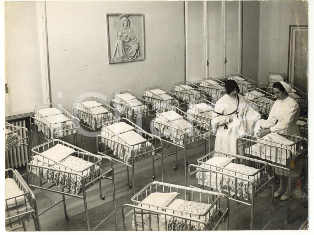 1955 ca MILANO Via della Commenda - Nuova sala neonati CLINICA MANGIAGALLI *Foto