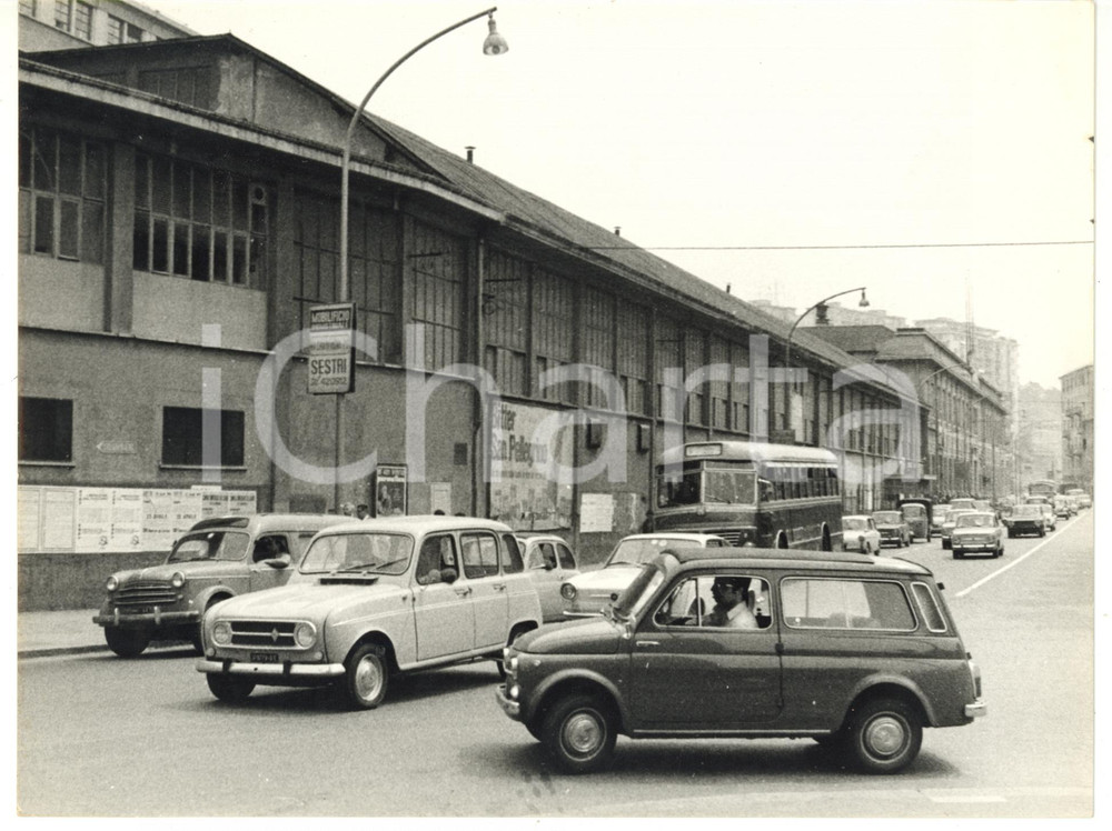 1965 ca GENOVA Traffico cittadino *Fotografia VINTAGE 24x18 cm