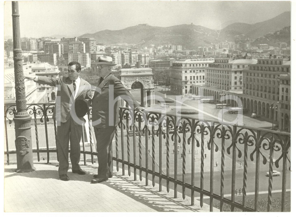 1958 GENOVA Harry TRUMAN visita la città *Fotografia 18x13 cm (3) Fotografia d'epoca. CONDIZIONI: GFORMATO: 18x13 cm    originale e autentica 1