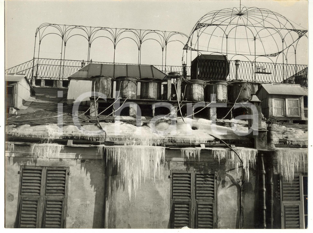 1956 GENOVA Palazzo ricoperto di ghiaccio *Foto VINTAGE 24x18 cm