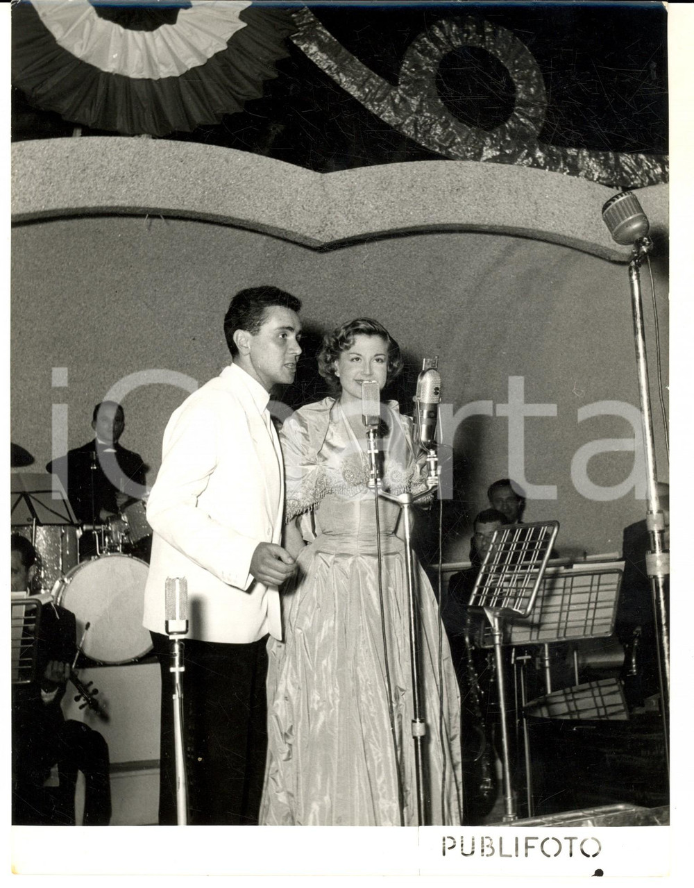 1954 GENOVA Festival Canzone Francese - Enzo TORTORA con Mathé ALTHERY - Foto