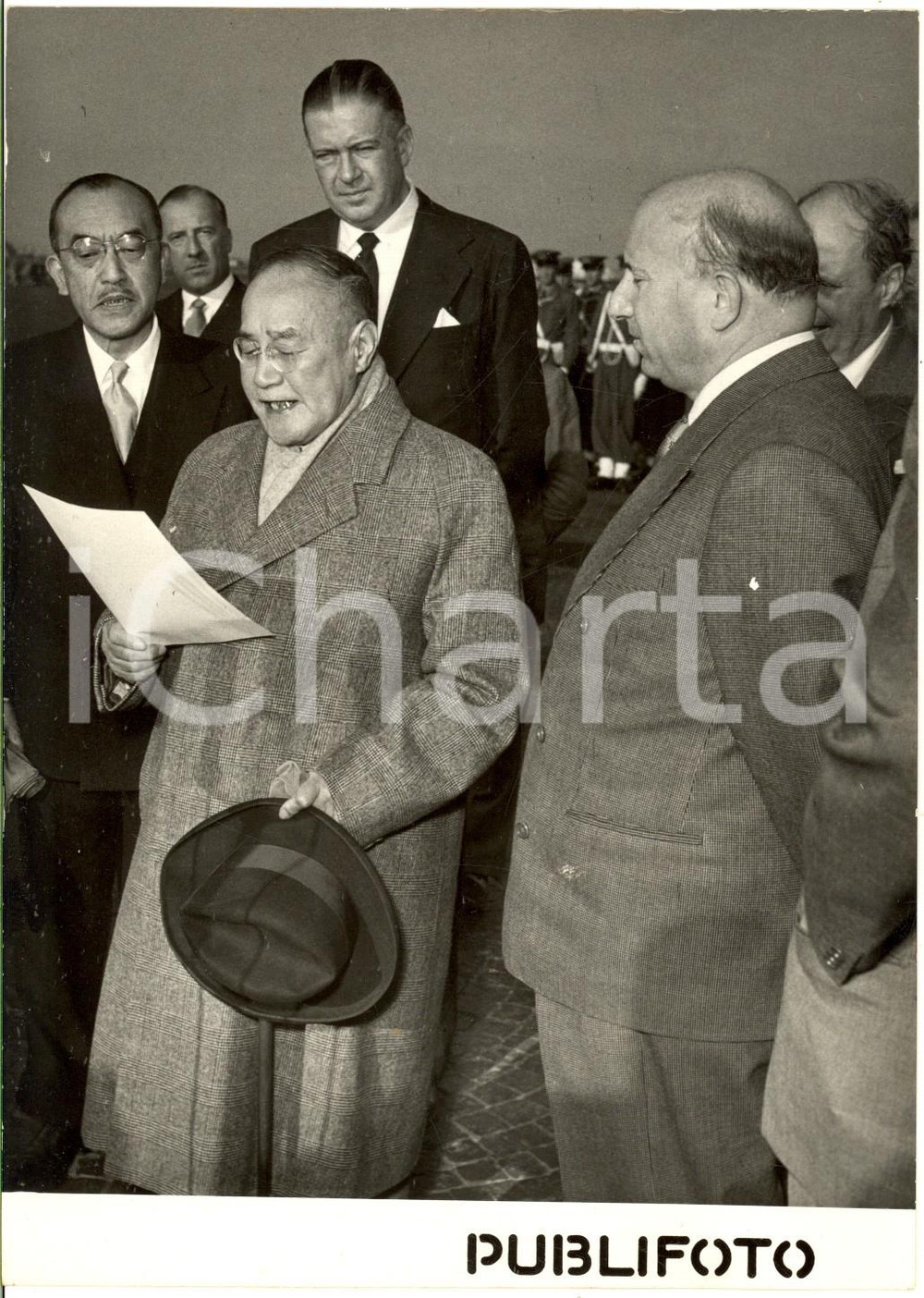 1954 ROMA Mario SCELBA con il premier Shigeru YOSHIDA in partenza *Foto 13x18 cm