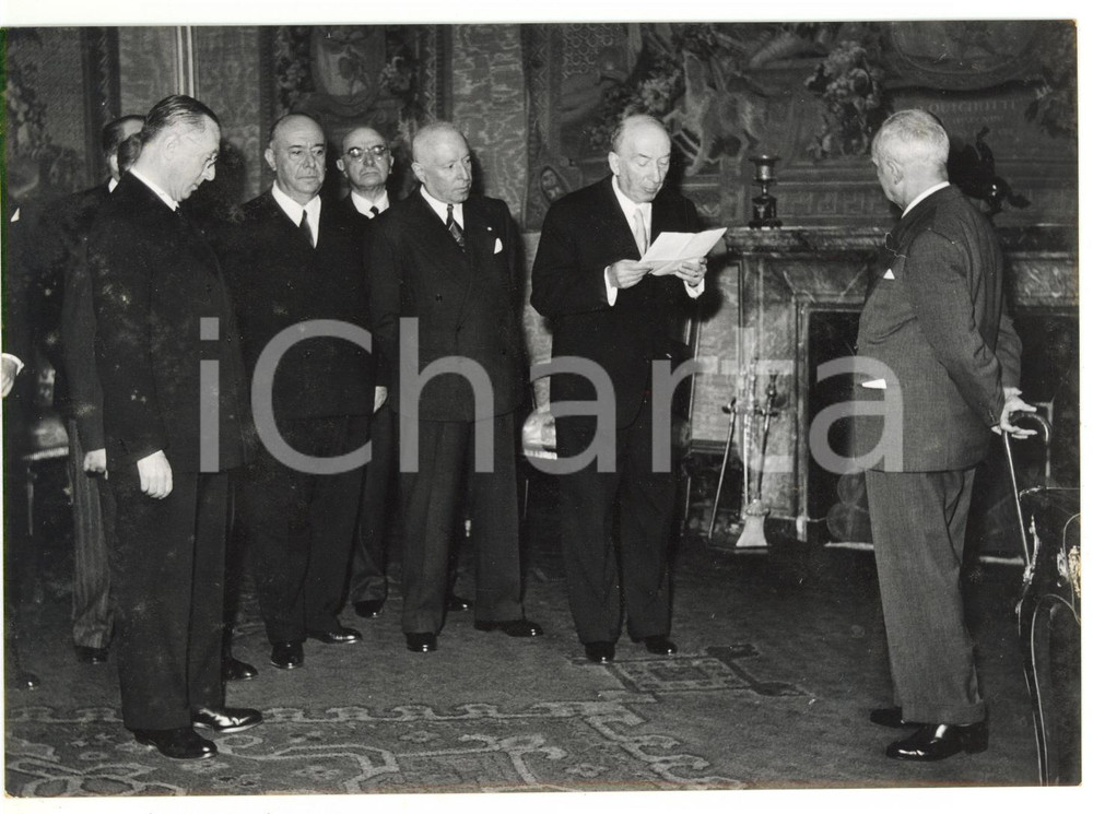 1955 ROMA Luigi EINAUDI riceve Costantino BRESCIANI TURRONI del Banco di Roma