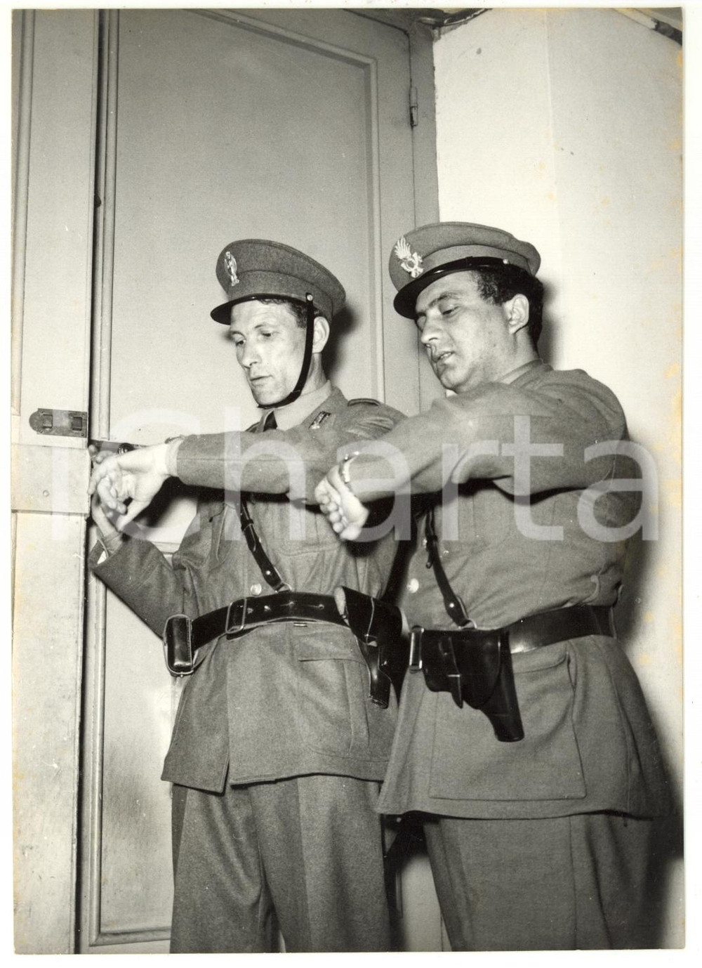 1958 ROMA - POLIZIA DI STATO alla chiusura dei seggi elettorali *Foto 18x13 cm