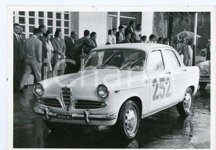 Fotografia d epoca originale 1970 ca ITALIA  RALLY Alfa Romeo Giulietta JOLLY CLUB Foto 18x13 cm 1