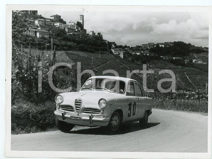 1961 ASTI - VÂ° Circuito di San Secondo - Alfa Romeo Giulietta - Foto RALLY Fotografia d'epoca.  GOOD/buono  Formato: 18x13 cm originale e autentica 1