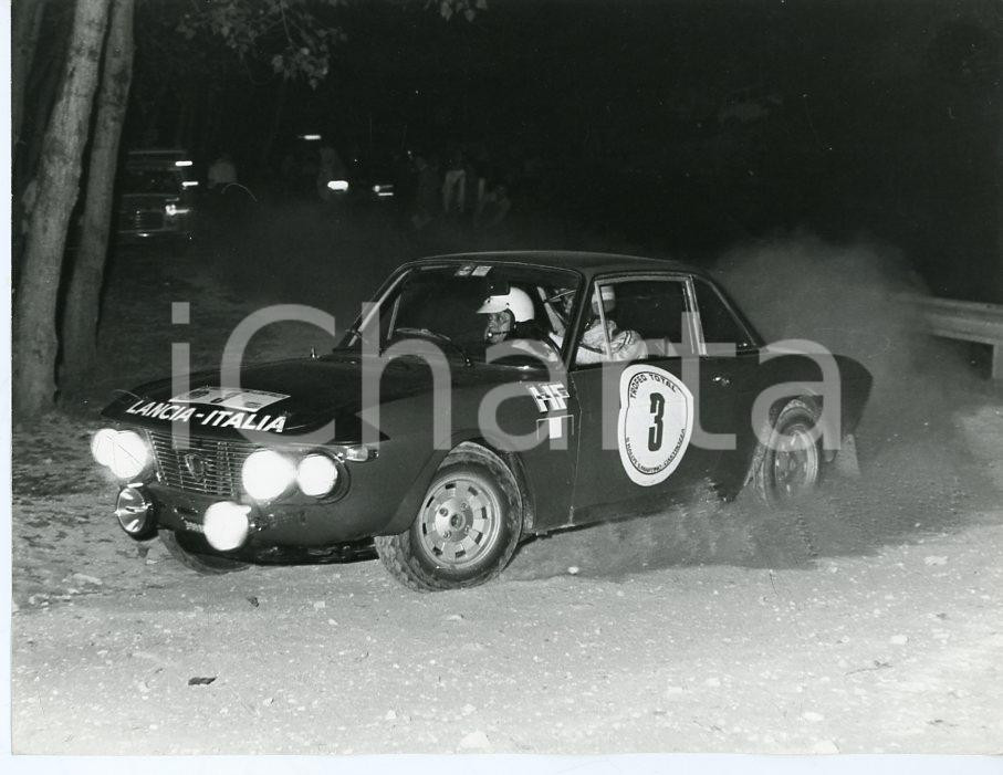 Fotografia d epoca originale 1969 5Â° RALLYE SAN MARTINO DI CASTROZZA Mario MANNUCCI su Lancia Fulvia coupÃ© HF 1