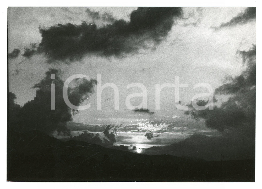 1980 RIETI Tramonto sulla Conca Reatina - Foto 18x13 cm Fotografia d'epoca con didascalia manoscritta al verso.  FAIR/discreto Lievi smussature agli angoli Formato: 18x13 cm originale e autentica 1