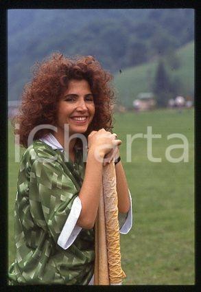 Roberta MANFREDI - COSTUME da calciatore Attrice 1990 ca * 35mm vintage slide 15