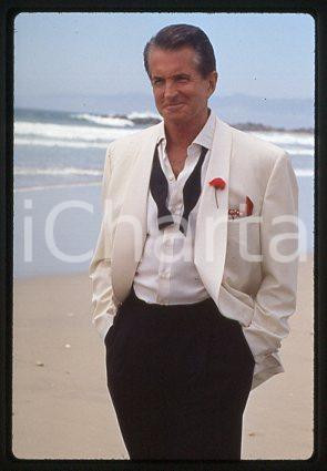 George HAMILTON - CINEMA Jenny TV Series Actor 1997 ca * 35 mm vintage slide 1