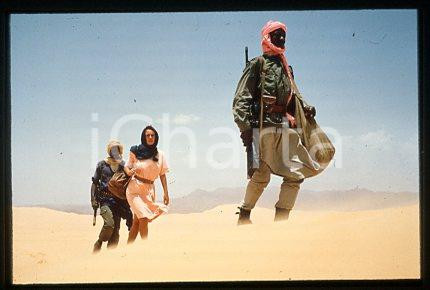 Sandrine BONNAIRE - CINEMA La captive du désert 1990 * 35 mm vintage slide 3