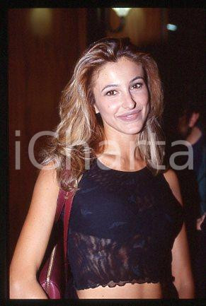 Adriana VOLPE - COSTUME Una modella italiana 1990 ca * 35 mm vintage slide 3