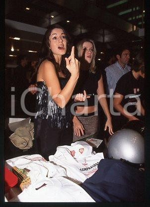 PAOLA & CHIARA - ITALIA Pop duo Costume 1997 ca * 35 mm vintage slide 13