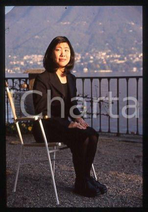 Banana YOSHIMOTO - LAGO DI COMO Scrittrice Costume 1993ca *35mm vintage slide 14