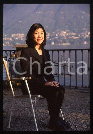 Banana YOSHIMOTO - LAGO DI COMO Scrittrice Costume 1993ca *35mm vintage slide 18