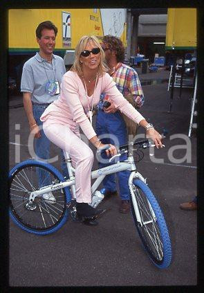 Claudia PERONI -ITALIA Giornalista, conduttrice TV 1995 ca *35mm vintage slide 7