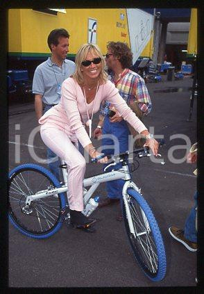Claudia PERONI -ITALIA Giornalista conduttrice TV 1995 ca *35mm vintage slide 12