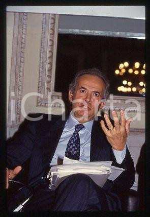 Guglielmo FERRO -BANCO AMBROSIANO VENETO Economista 1990ca *35mm vintage slide 1