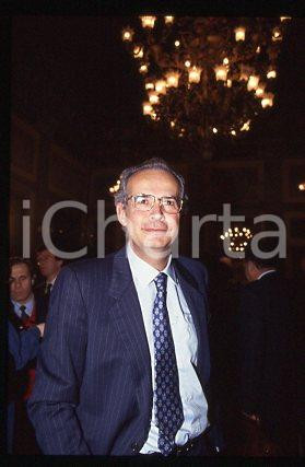 Guglielmo FERRO - BANCO AMBROSIANO VENETO Ritratto 1990ca *35mm vintage slide 15