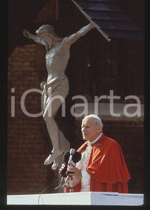 POPE JOHN PAUL II - LONDON Apostolic Journey to GB 1982 * 35 mm vintage slide 3