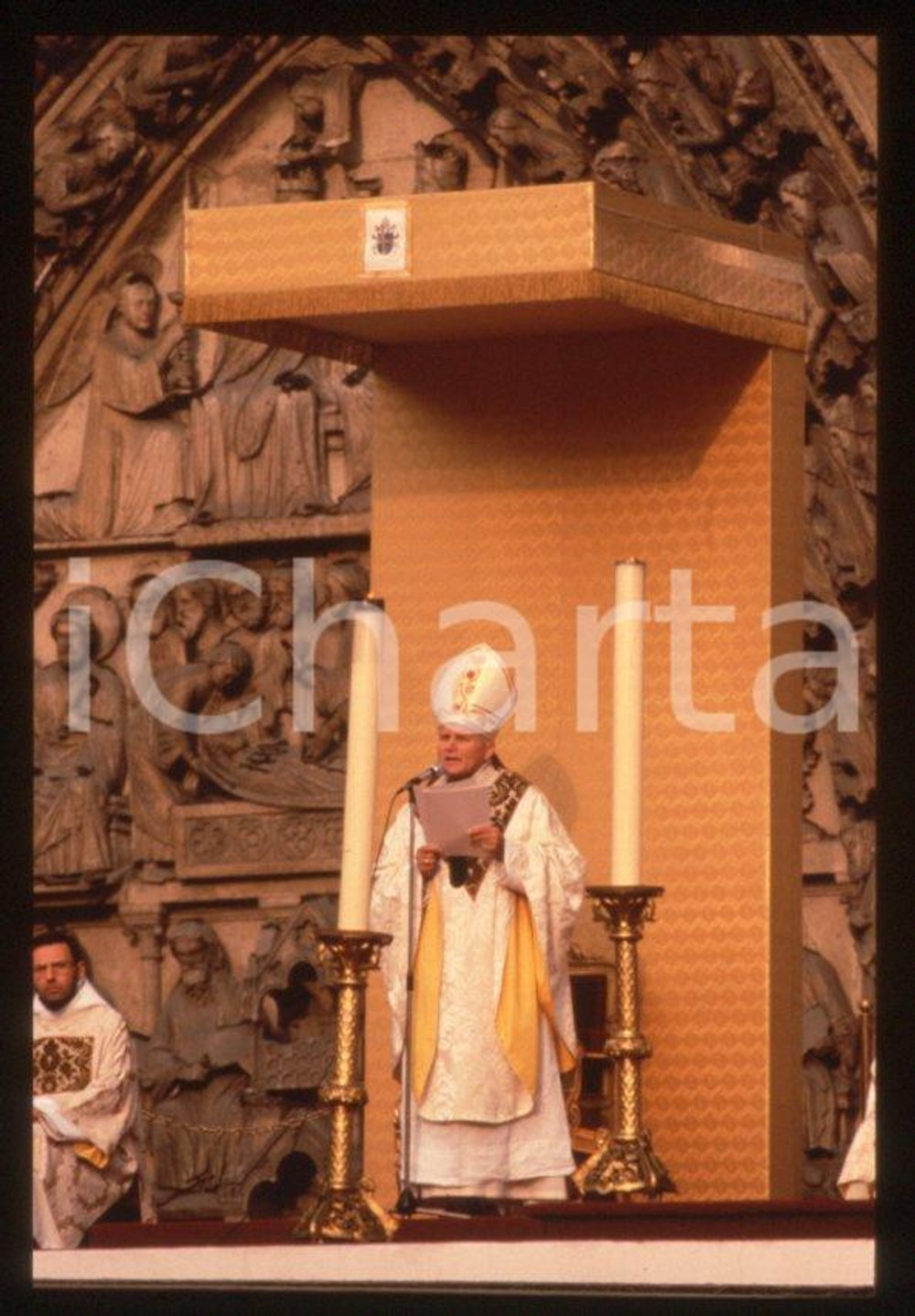 JOHN PAUL II - FRANCE Visit in Paris NOTRE DAME 1980 * 35 mm vintage slide 44