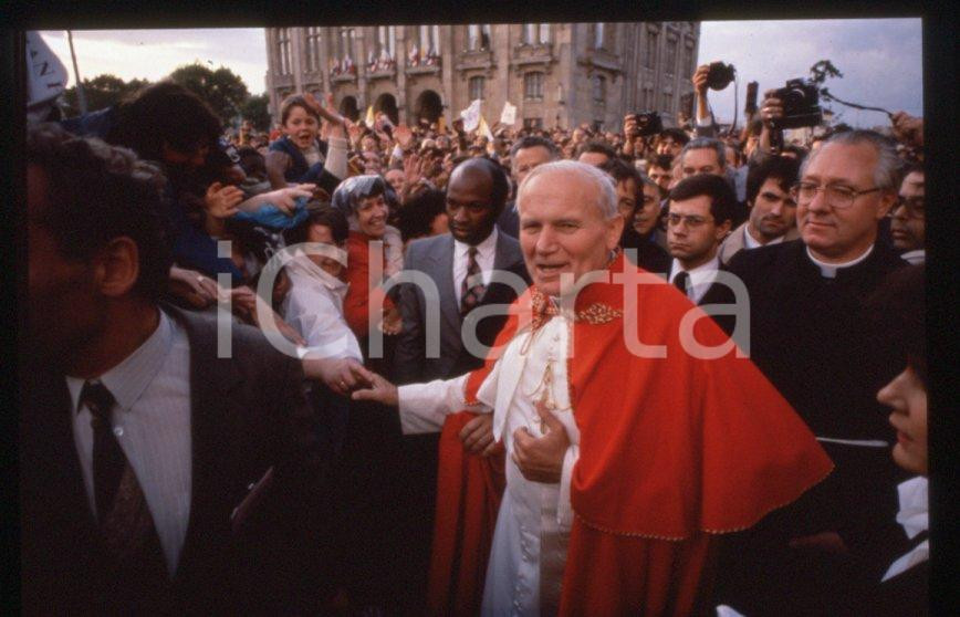 POPE JOHN PAUL II - PARIS Official visit to France 1980 * 35 mm vintage slide 54