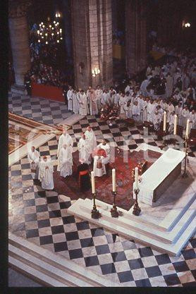 JOHN PAUL II - FRANCE Pope's visit, during a mass 1980 * 35 mm vintage slide 41