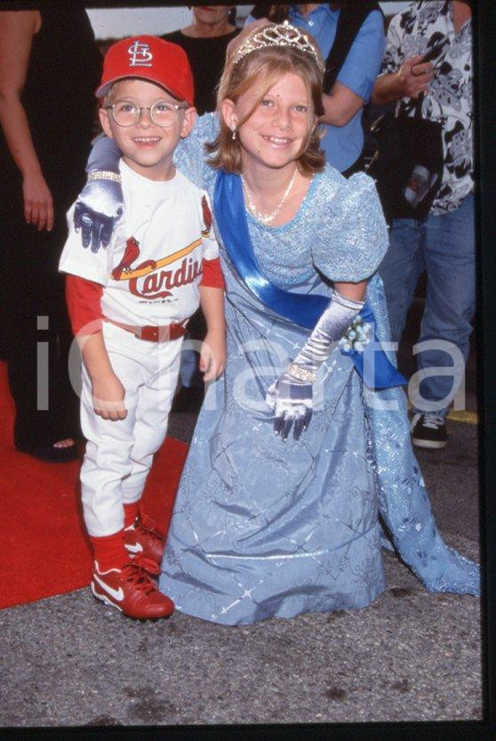 Jonathan LIPNICKI and sister - 5th Dream HALLOWEEN 1998 * 35 mm vintage slide 8