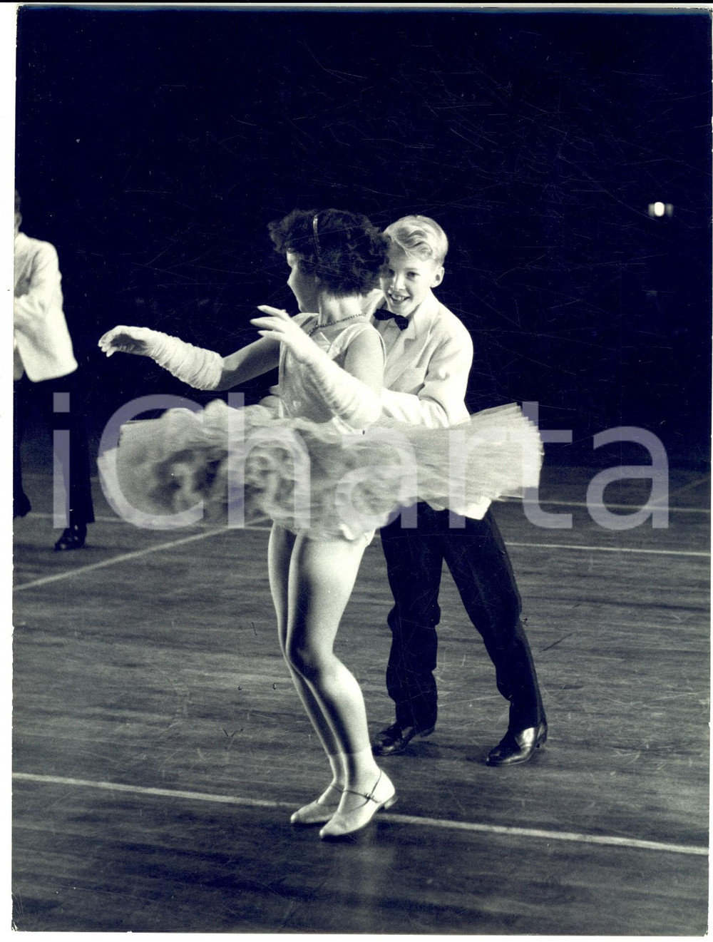 1975 ca BERLIN Schöneberger Sporthalle - Ballerini bambini dalla Norvegia *Foto 