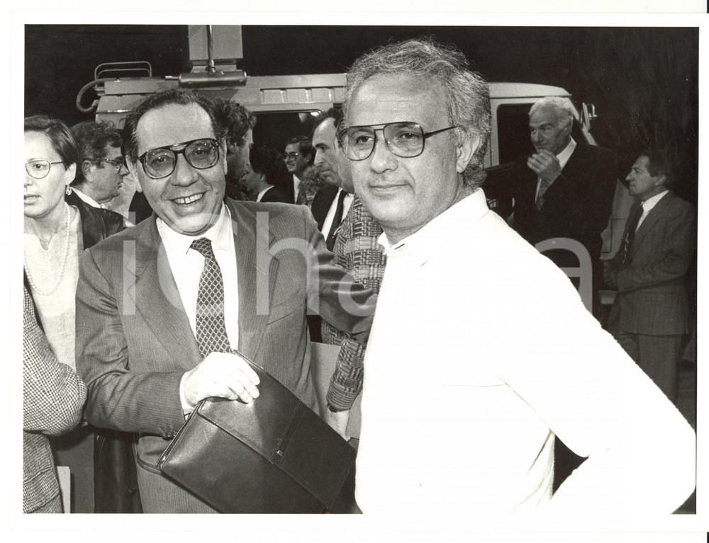 1985 ca ROMA - RAI Studi televisivi - Massimo FICHERA *Fotografia 24x18 cm