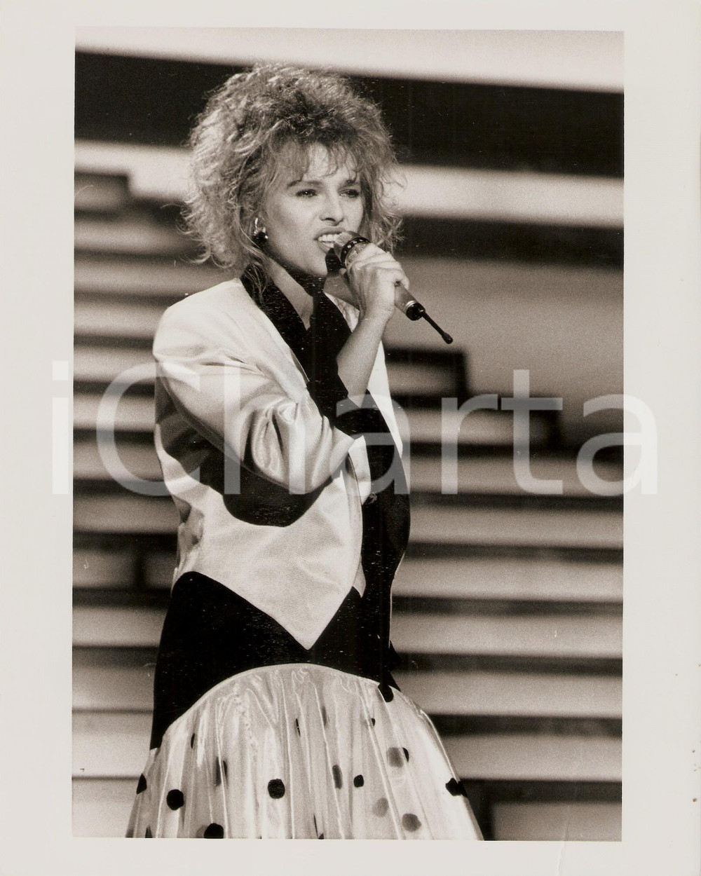 1985 ca MUSICA Lena BIOLCATI durante un'esibizione *Foto 20x25 cm