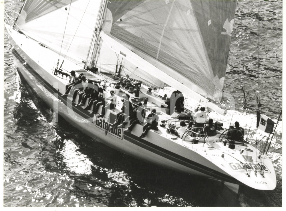 1990 ca GATORADE Giro del mondo in barca a vela - Equipaggio in pausa *Foto 
