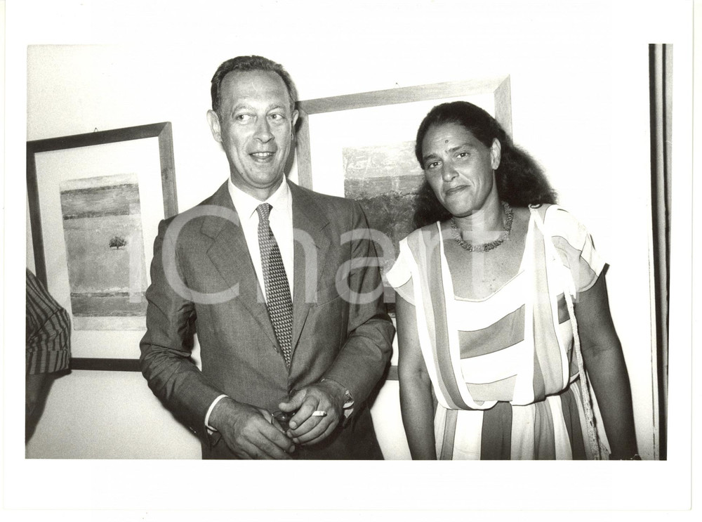 1990 ca MILANO Ludina BARZINI con Amedeo DI SAVOIA-AOSTA *Fotografia 24x18