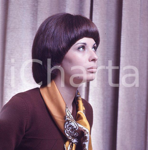 6X6cm NEGATIVO ORIGINALE * 1970ca ROSANNA FRATELLO  con parrucca (1)