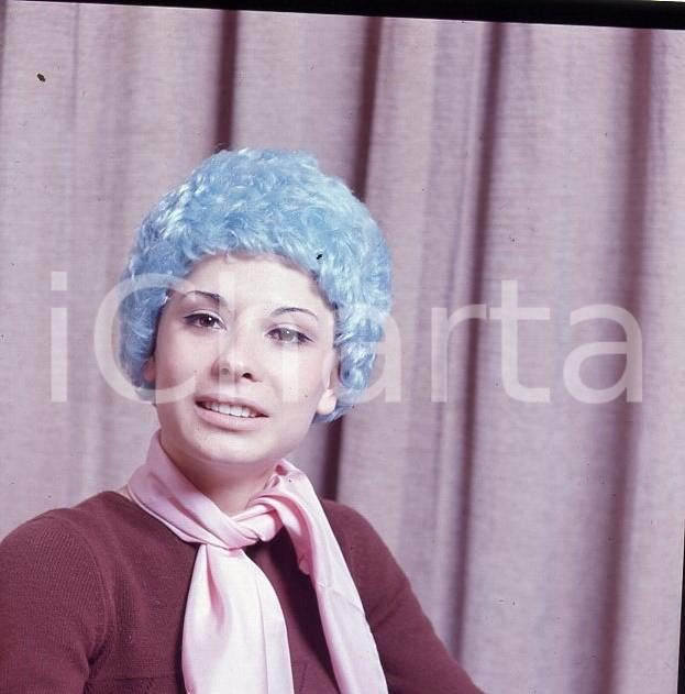 6X6cm NEGATIVO ORIGINALE * 1970ca ROSANNA FRATELLO  con parrucca (7)