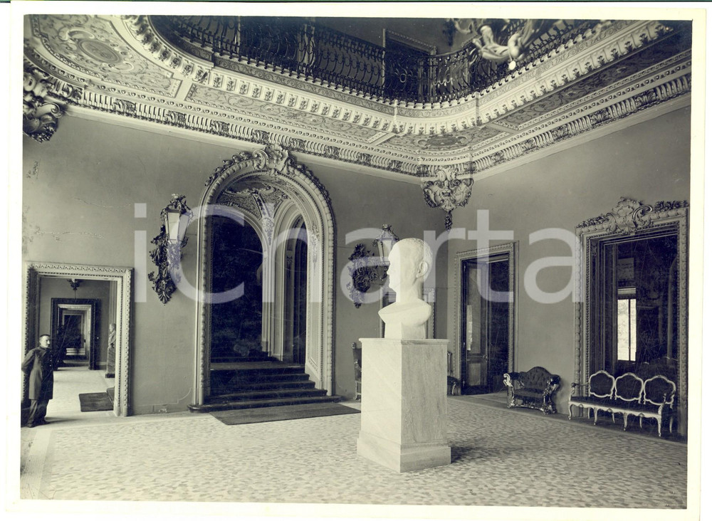 1935 ca COMO Villa OLMO - Mostra di scultura - Una sala *Foto MANDELLI 24x18 cm
