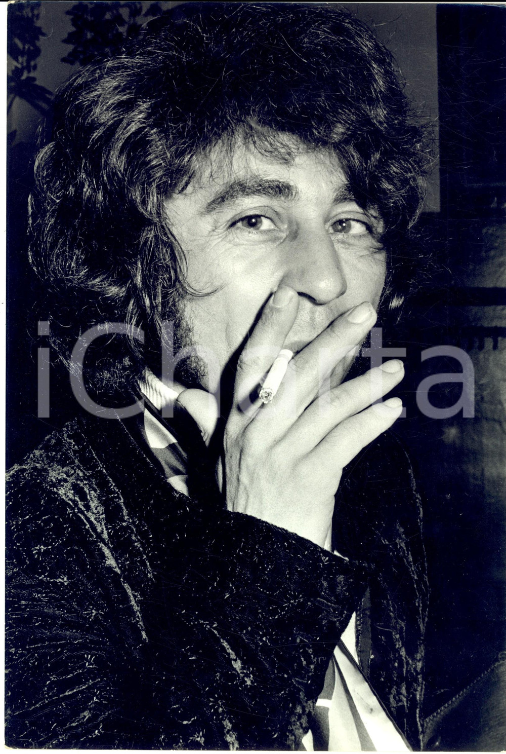 1970 ca FRANCE Ritratto del compositore Francis LAI con la sigaretta - Foto