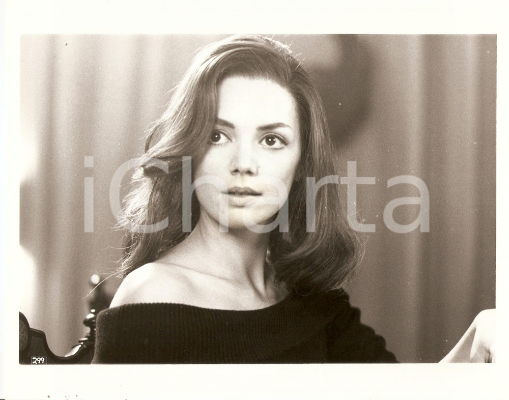 1989 SCANDAL - CASO PROFUMO Portrait of Joanne WHALLEY Photo 25x20 cm Fotografia d'agenzia. CONDIZIONI: FAIR (lieve alone al recto)FORMATO: 25x20 cm  originale e autentica 1