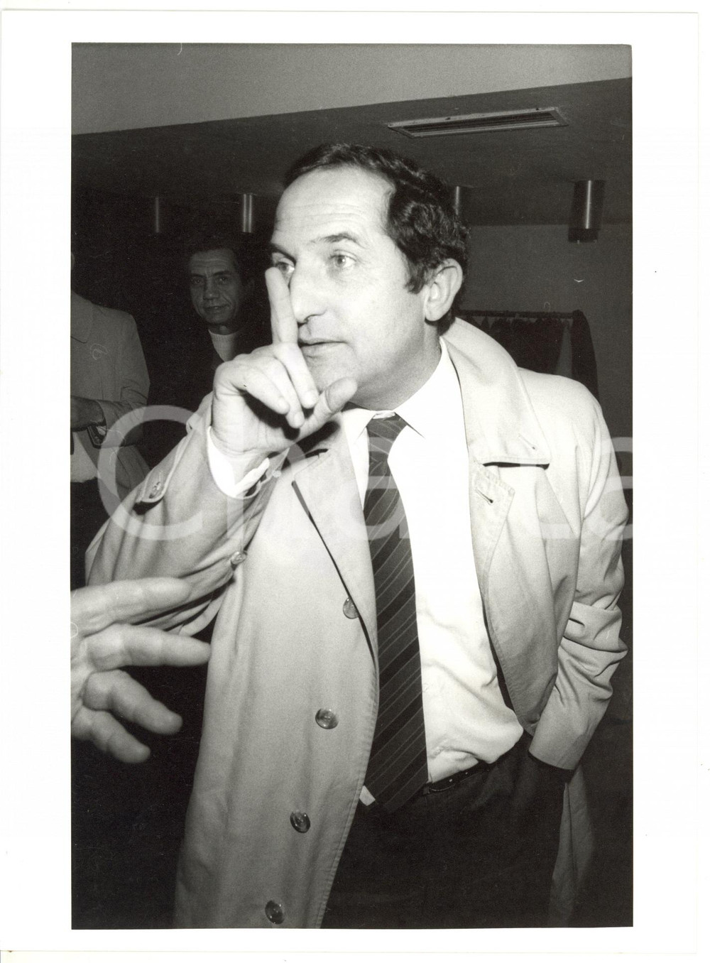 1985 ca ROMA Alessandro FONTANA zittisce i giornalisti *Foto 18x24