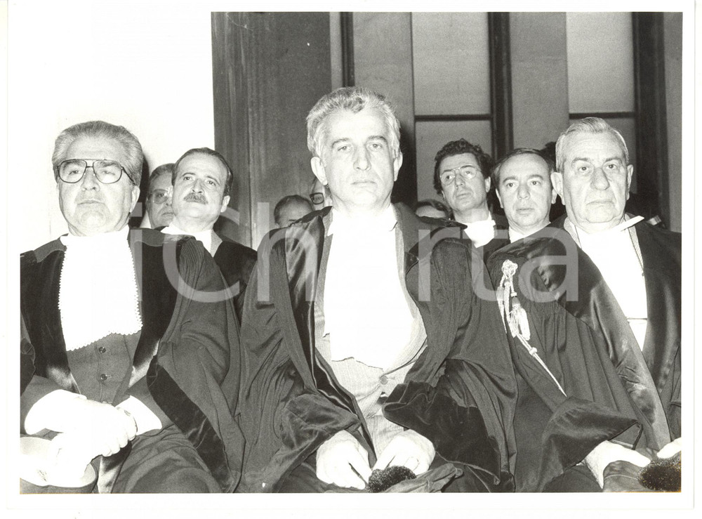 1985 ca MILANO Tiziano BARBETTA presidente Ordine degli Avvocati *Foto 24x18