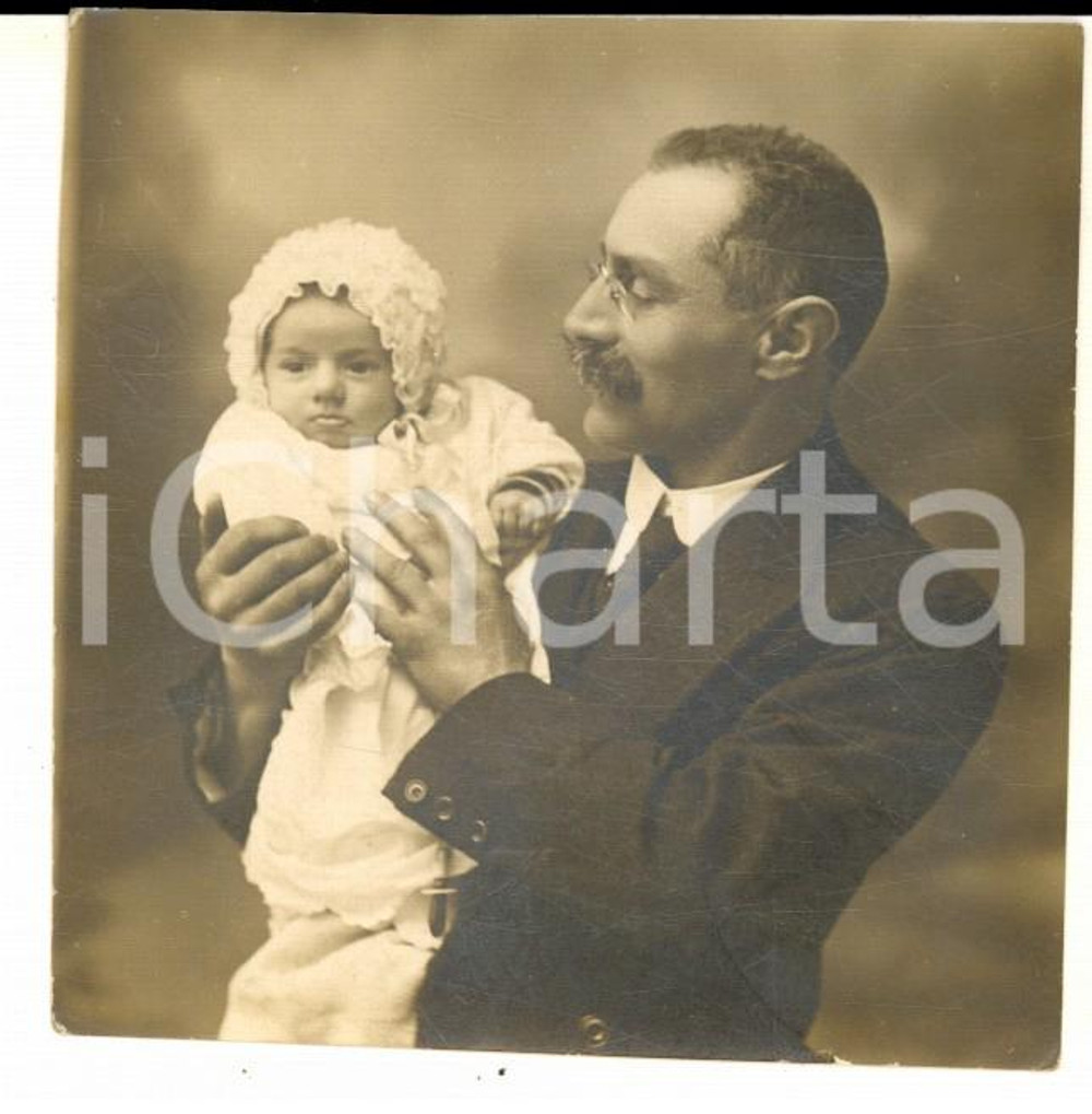 1920 MILANO Ritratto di Agnese VOLONTE' a 2 mesi con il padre *Foto 8x8 cm