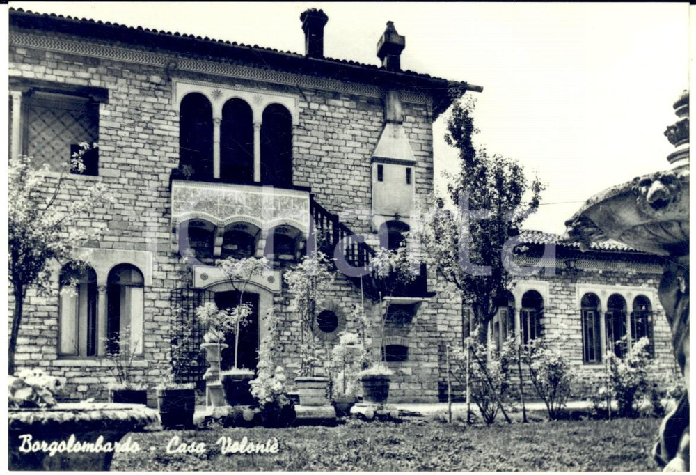 1960 ca BORGOLOMBARDO Cortile VILLA VOLONTE' ^Cartolina postale FG NV