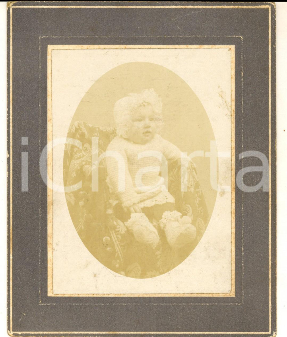 1910 ca MILANO Ritratto di Mafalda VARIANI a sette mesi - Foto VINTAGE 13x16 cm Fotografia d'epoca, su cartoncino rigido. CONDIZIONI: G FORMATO: 13x16 cm     originale e autentica 1