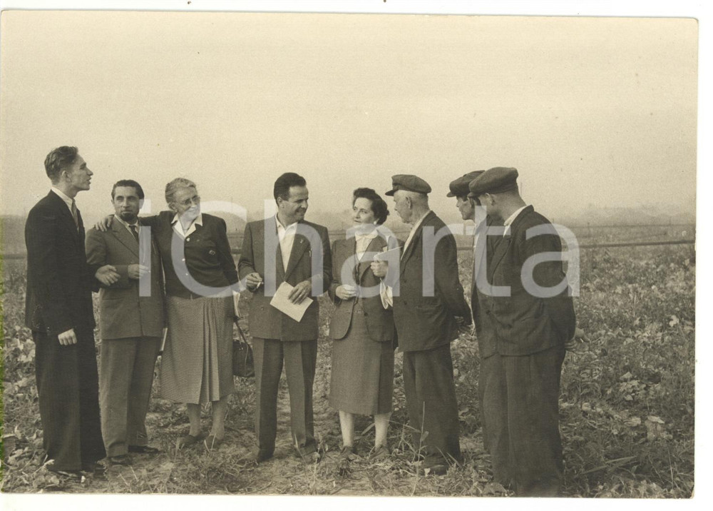 1955 ca KIEV (URSS) Kolchoz Lenin - Visita socialisti italiani *Foto di gruppo